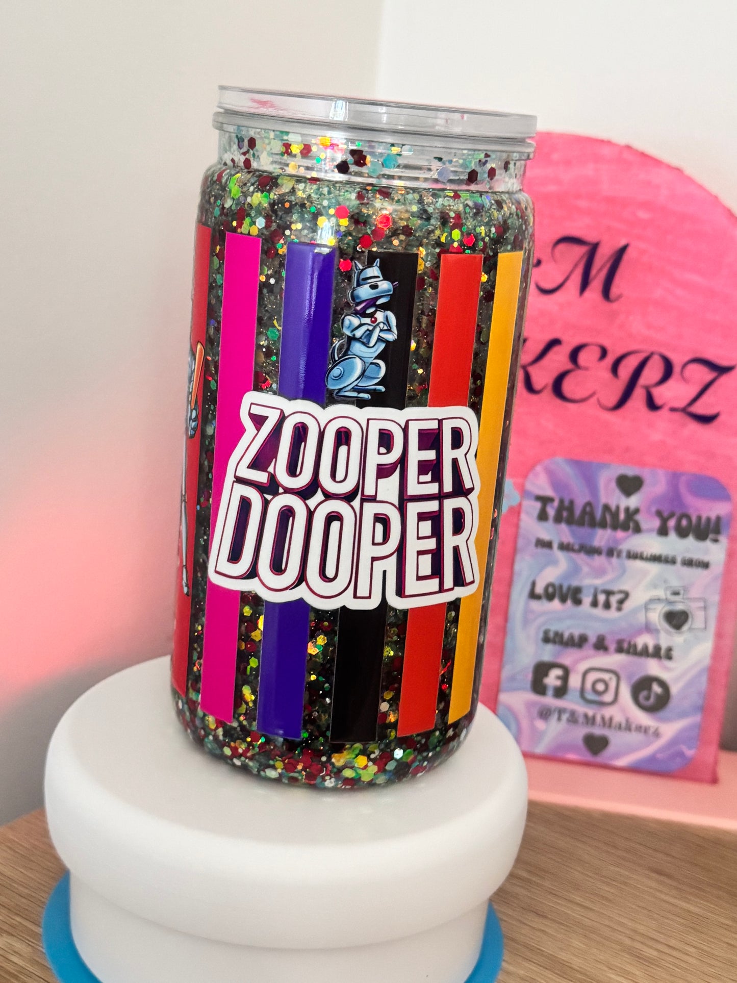 16 oz Acrylic Snowglobes