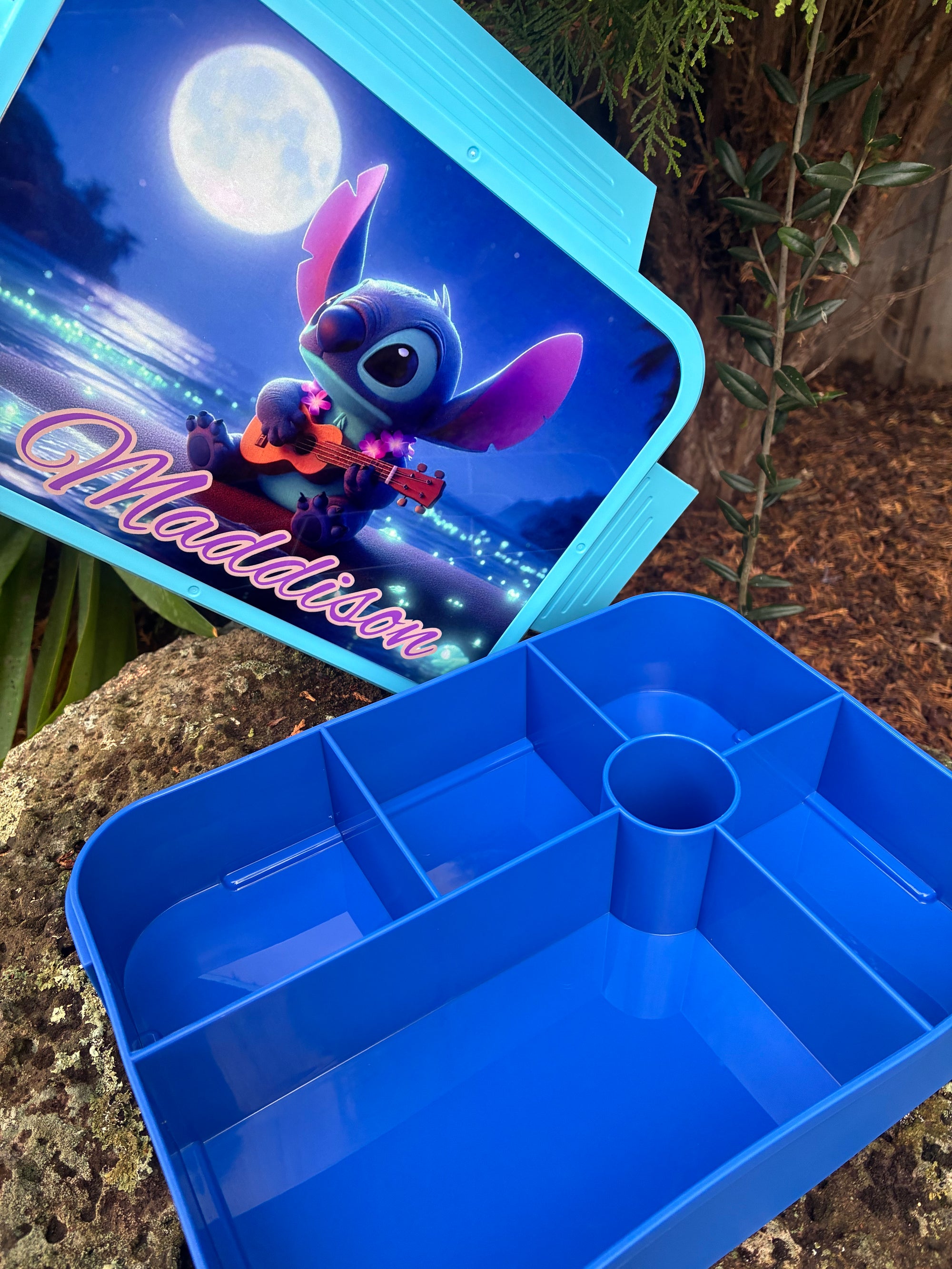 Personalised lunch boxes