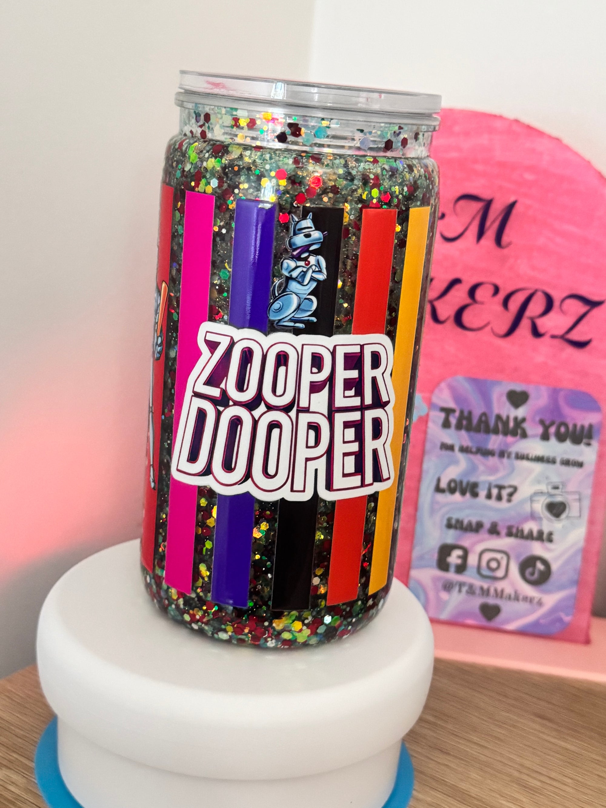 16 oz Acrylic Snowglobes